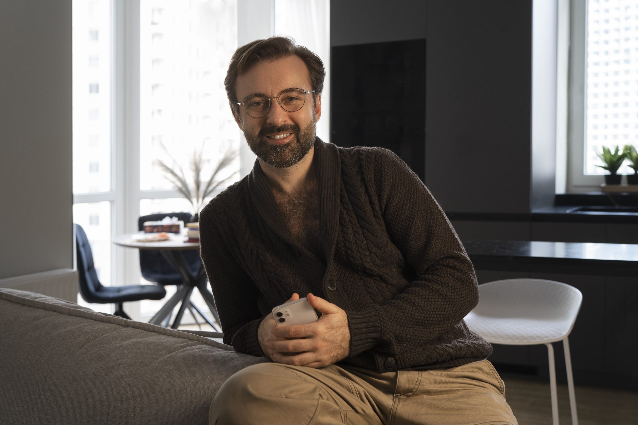  Daniel K